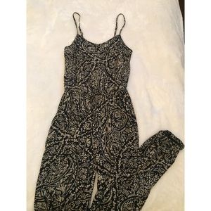 American Eagle Black & Tan Patterned Jumpsuit